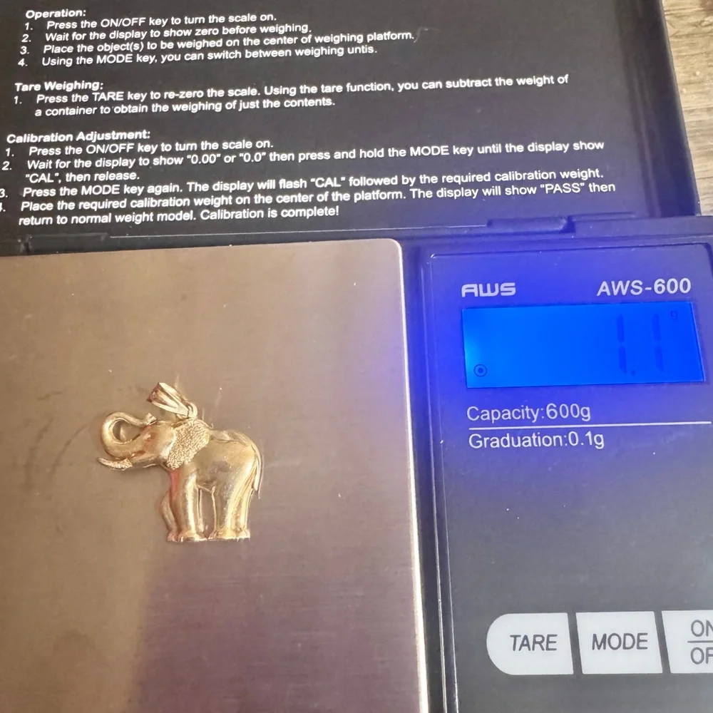 10 KARAT Gold Elephant Pendant - Picture 3 of 5